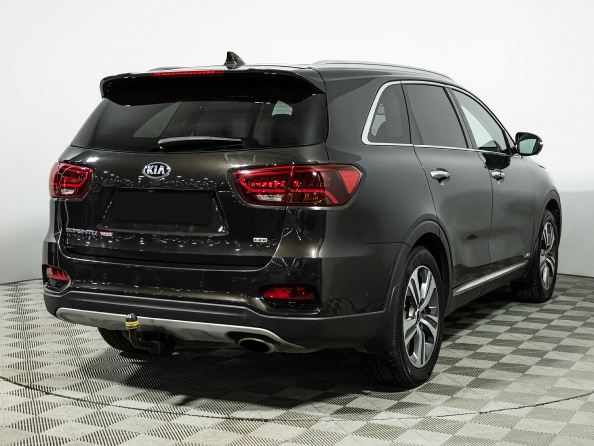 Купить Kia Sorento с пробегом. Фото: #3