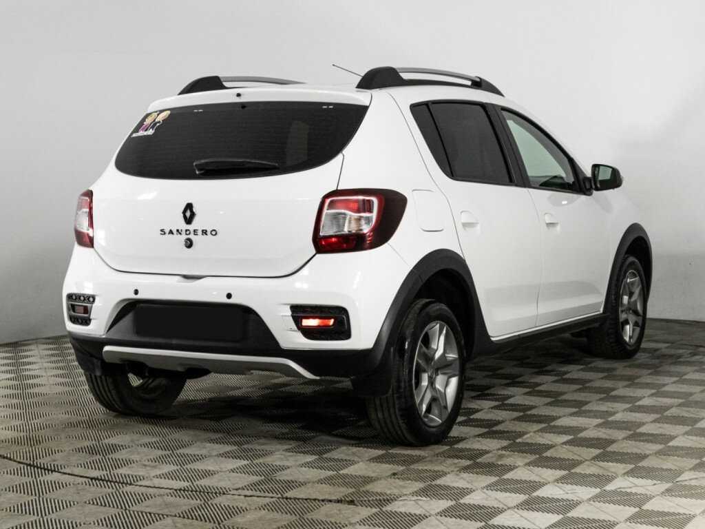 Купить Renault Sandero с пробегом. Фото: #4