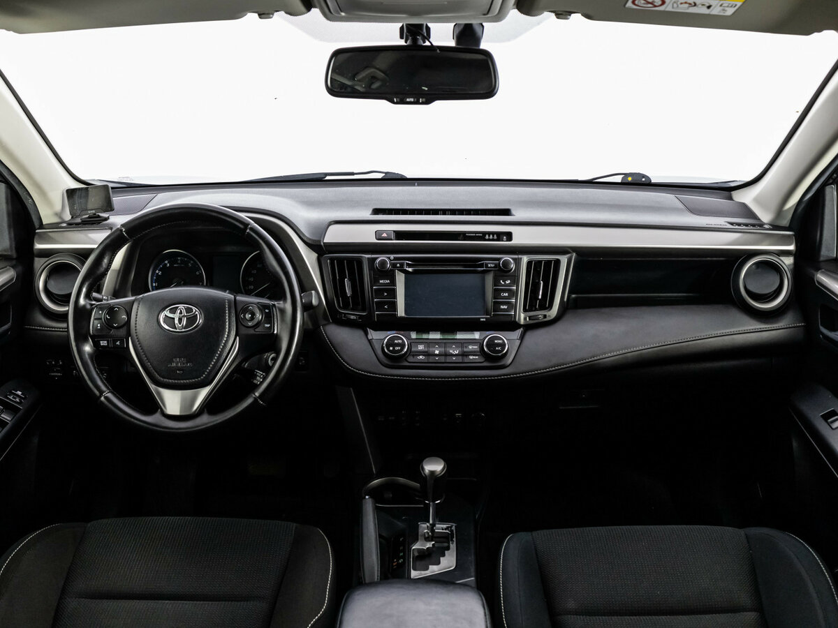 Купить Toyota RAV4 с пробегом. Фото: #7