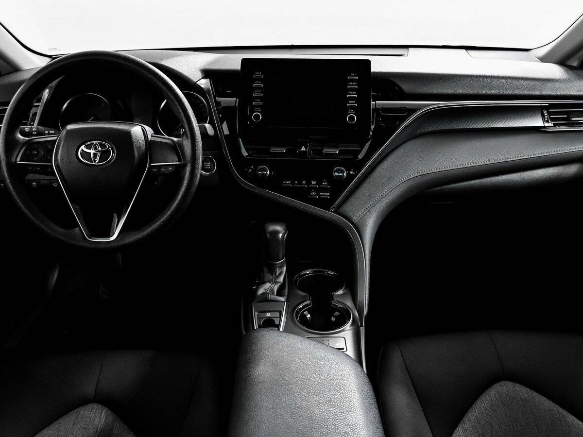 Купить Toyota Camry с пробегом. Фото: #10