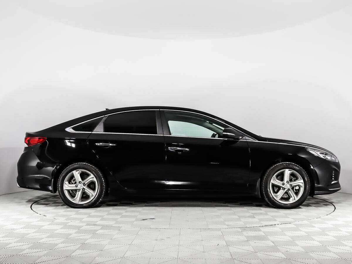 Купить Hyundai Sonata с пробегом. Фото: #3