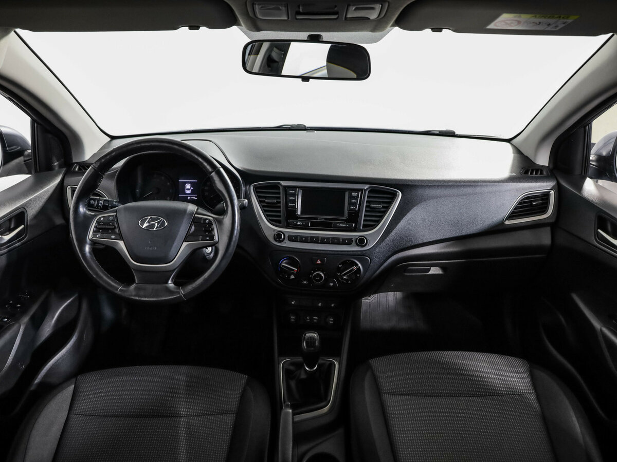 Купить Hyundai Solaris с пробегом. Фото: #6