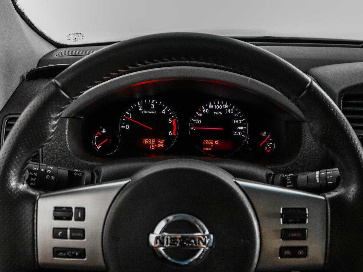 Купить Nissan Pathfinder с пробегом. Фото: #16