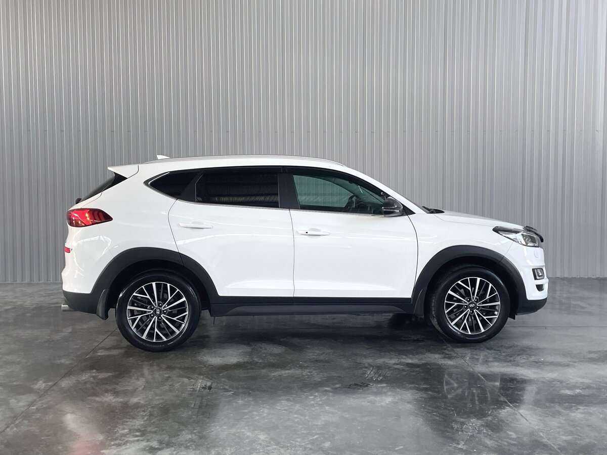 Купить Hyundai Tucson с пробегом. Фото: #3