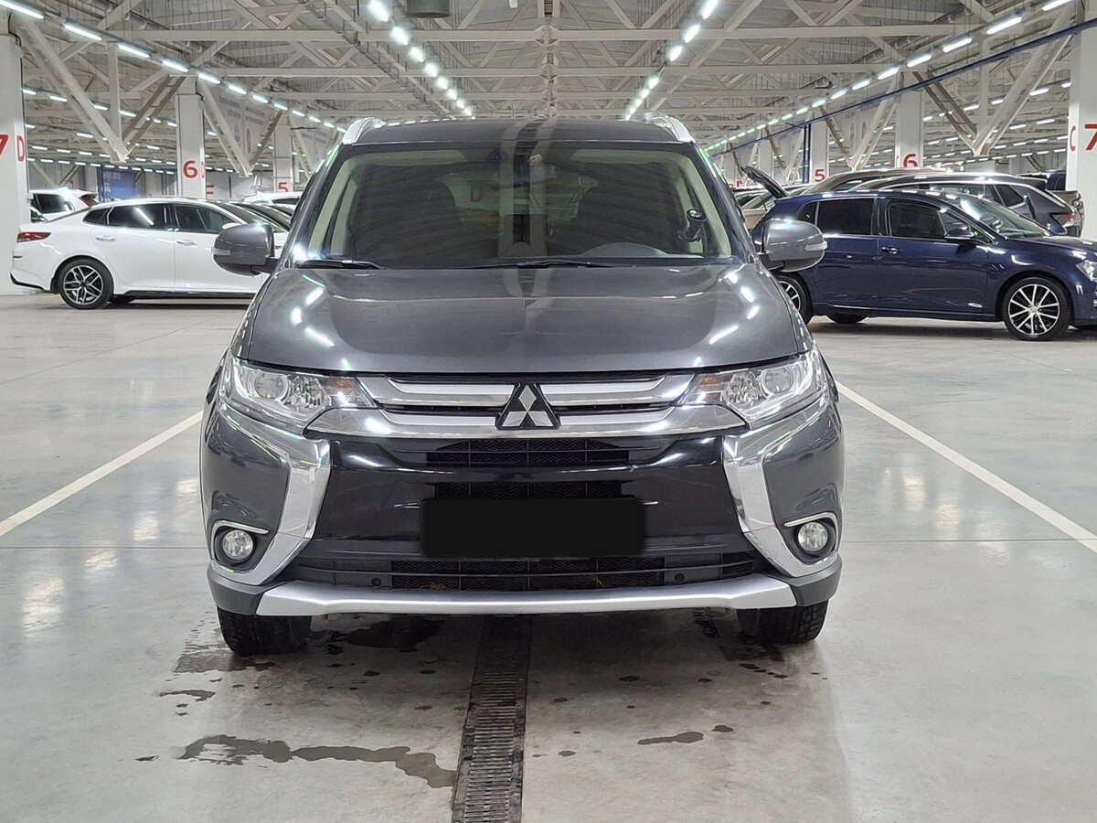 Купить Mitsubishi Outlander с пробегом. Фото: #1