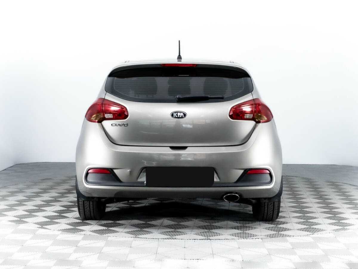 Купить Kia Ceed с пробегом. Фото: #5