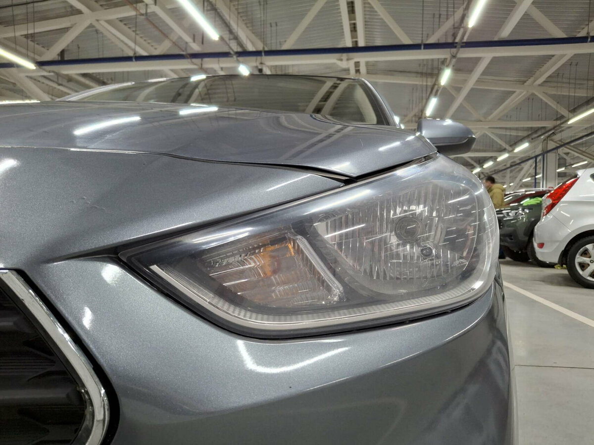 Купить Hyundai Solaris с пробегом. Фото: #15