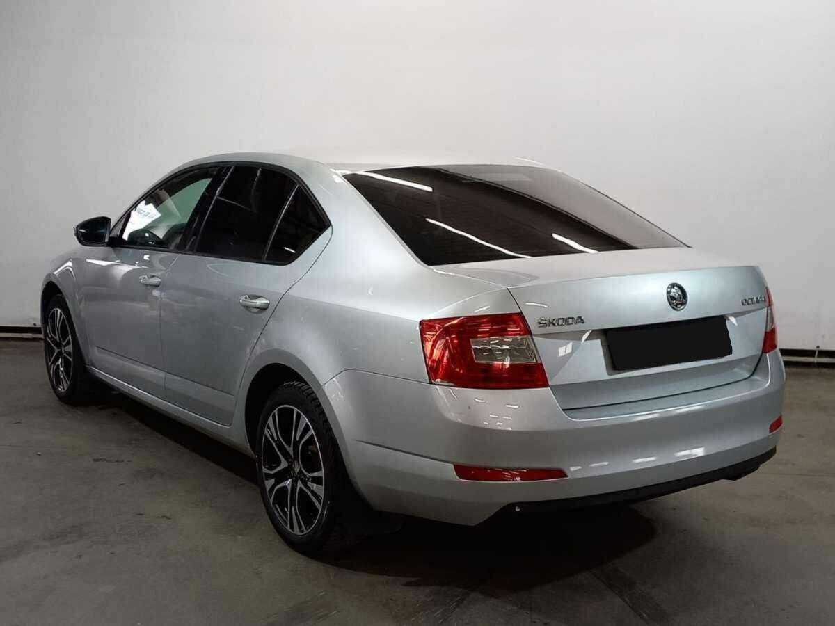 Купить Skoda Octavia с пробегом. Фото: #6