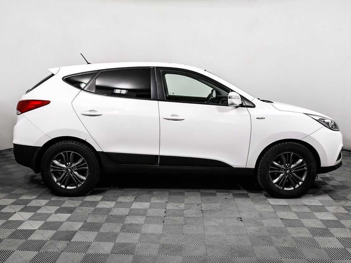 Купить Hyundai ix35 с пробегом. Фото: #3