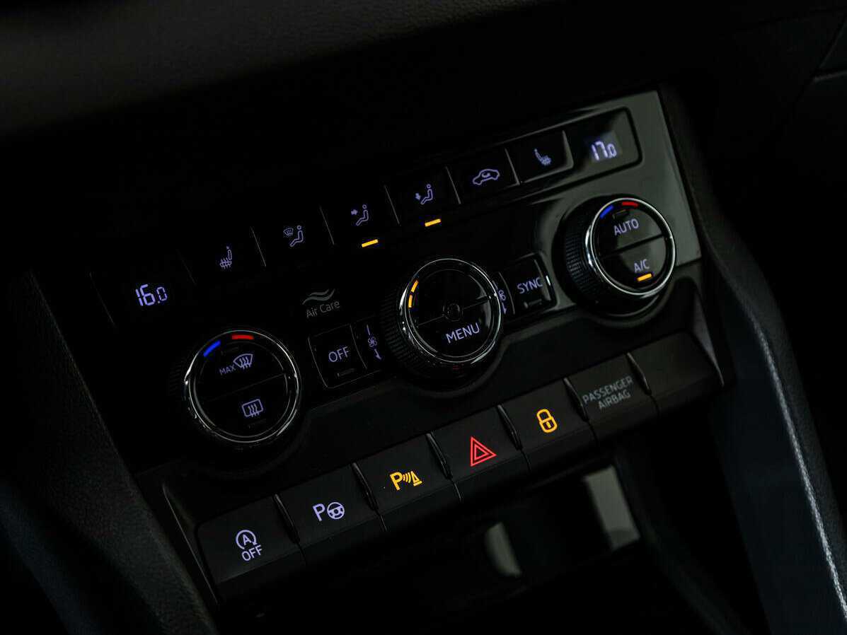 Купить Skoda Karoq с пробегом. Фото: #14