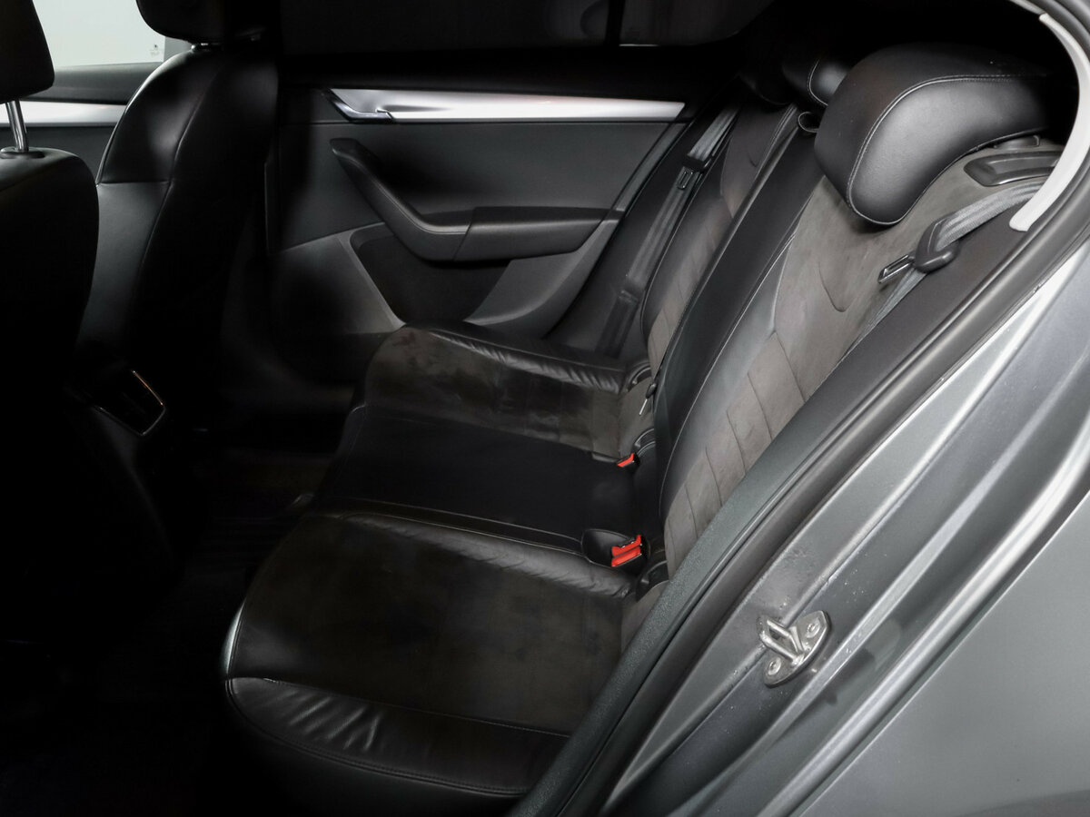 Купить Skoda Octavia с пробегом. Фото: #7