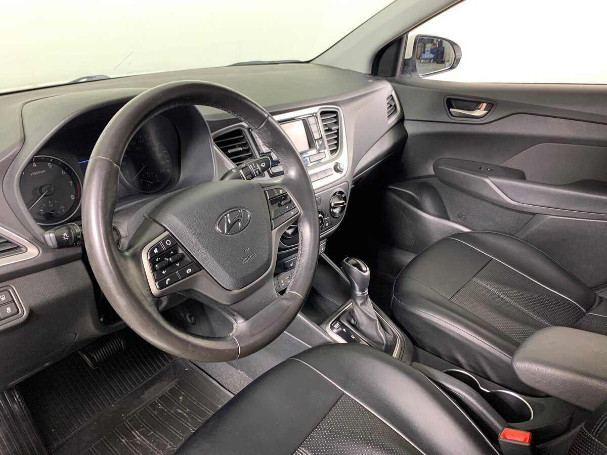 Купить Hyundai Solaris с пробегом. Фото: #8