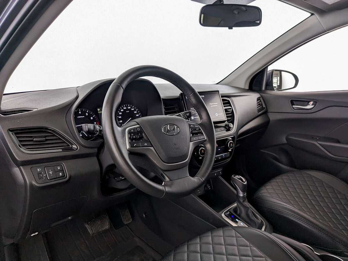 Купить Hyundai Solaris с пробегом. Фото: #13