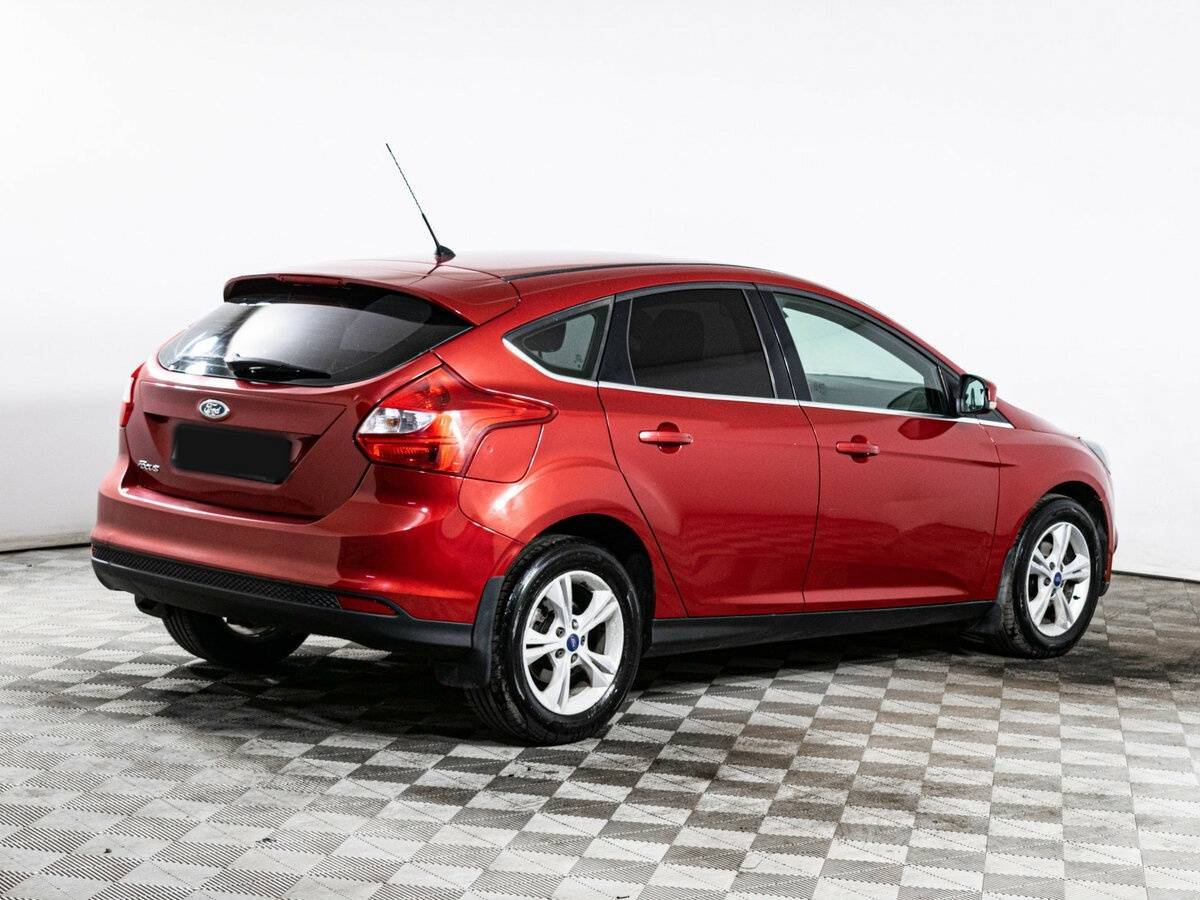 Купить Ford Focus с пробегом. Фото: #4