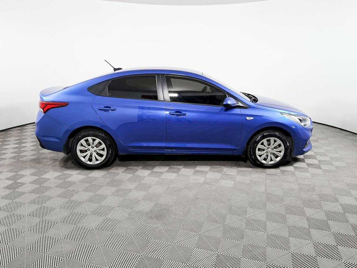 Купить Hyundai Solaris с пробегом. Фото: #3
