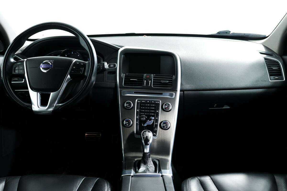 Купить Volvo XC60 с пробегом. Фото: #8