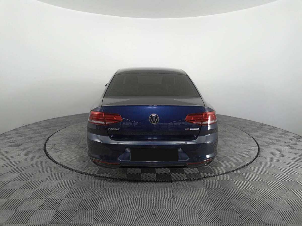 Купить Volkswagen Passat с пробегом. Фото: #5