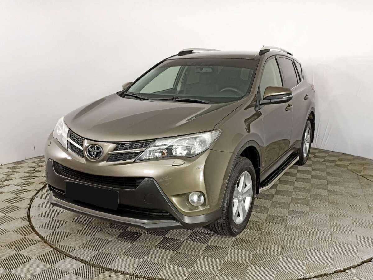 Купить Toyota RAV4 с пробегом. Посмотреть фото