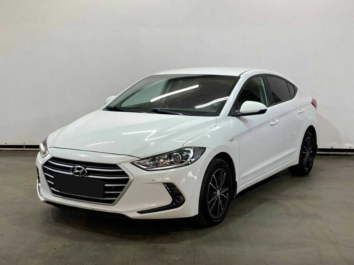 Купить Hyundai Elantra с пробегом. Посмотреть фото