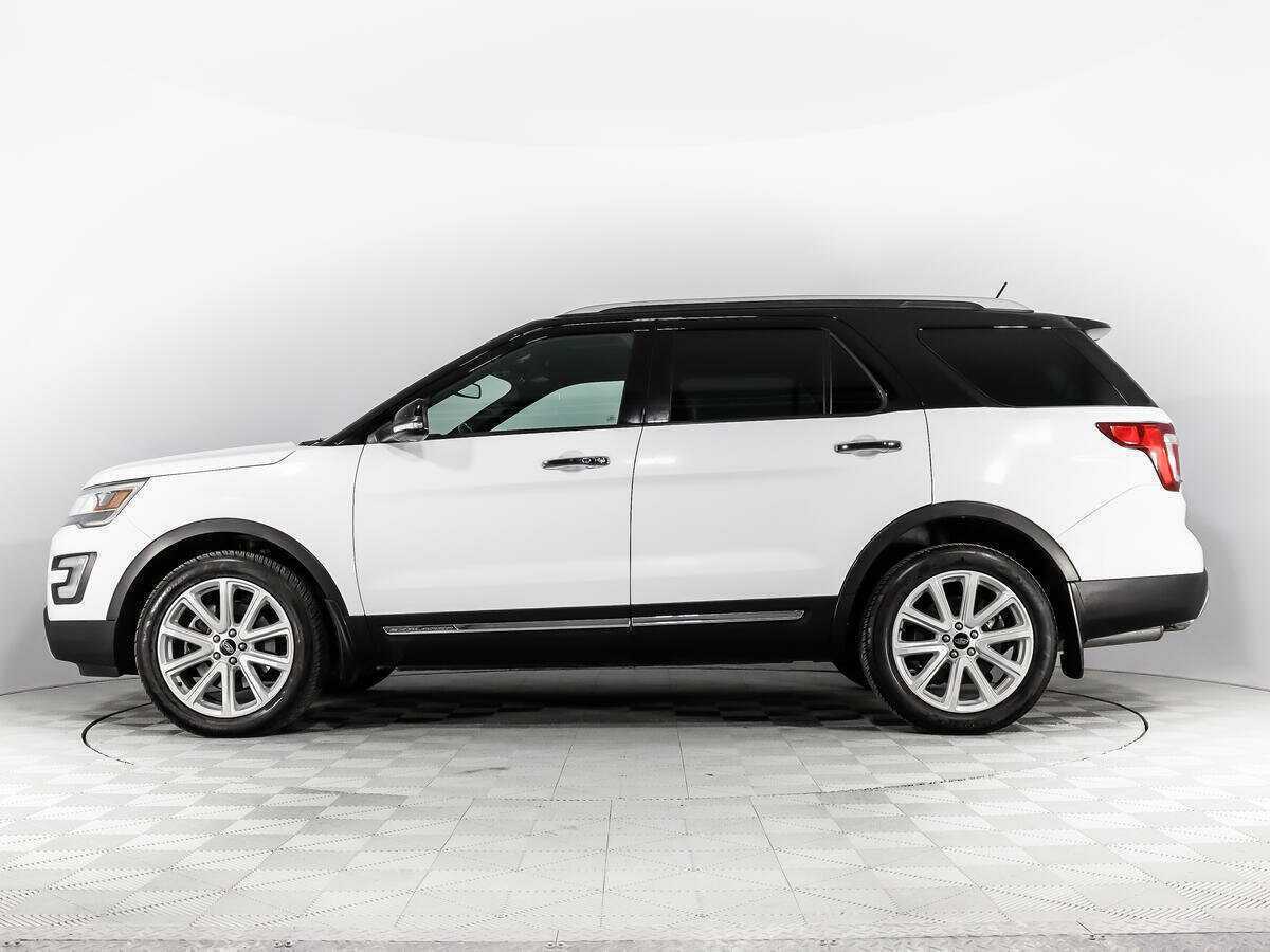 Купить Ford Explorer с пробегом. Фото: #7