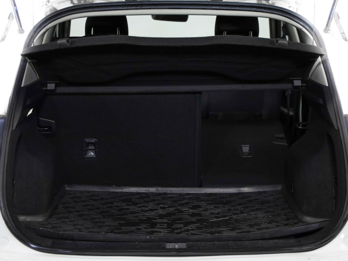 Купить Geely Coolray с пробегом. Фото: #30