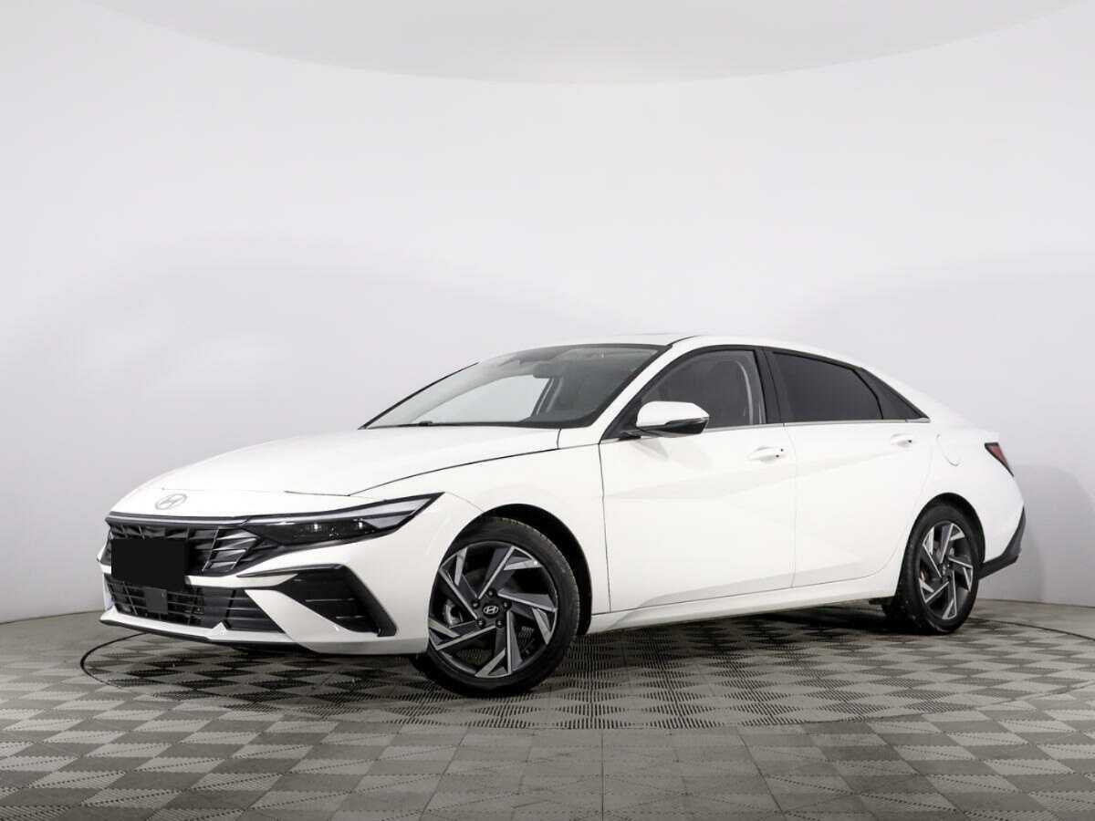 Купить Hyundai Elantra с пробегом. Посмотреть фото
