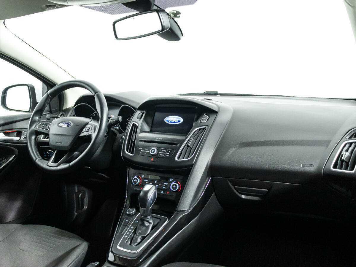 Купить Ford Focus с пробегом. Фото: #8