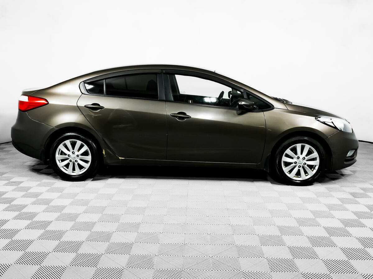 Купить Kia Cerato с пробегом. Фото: #3