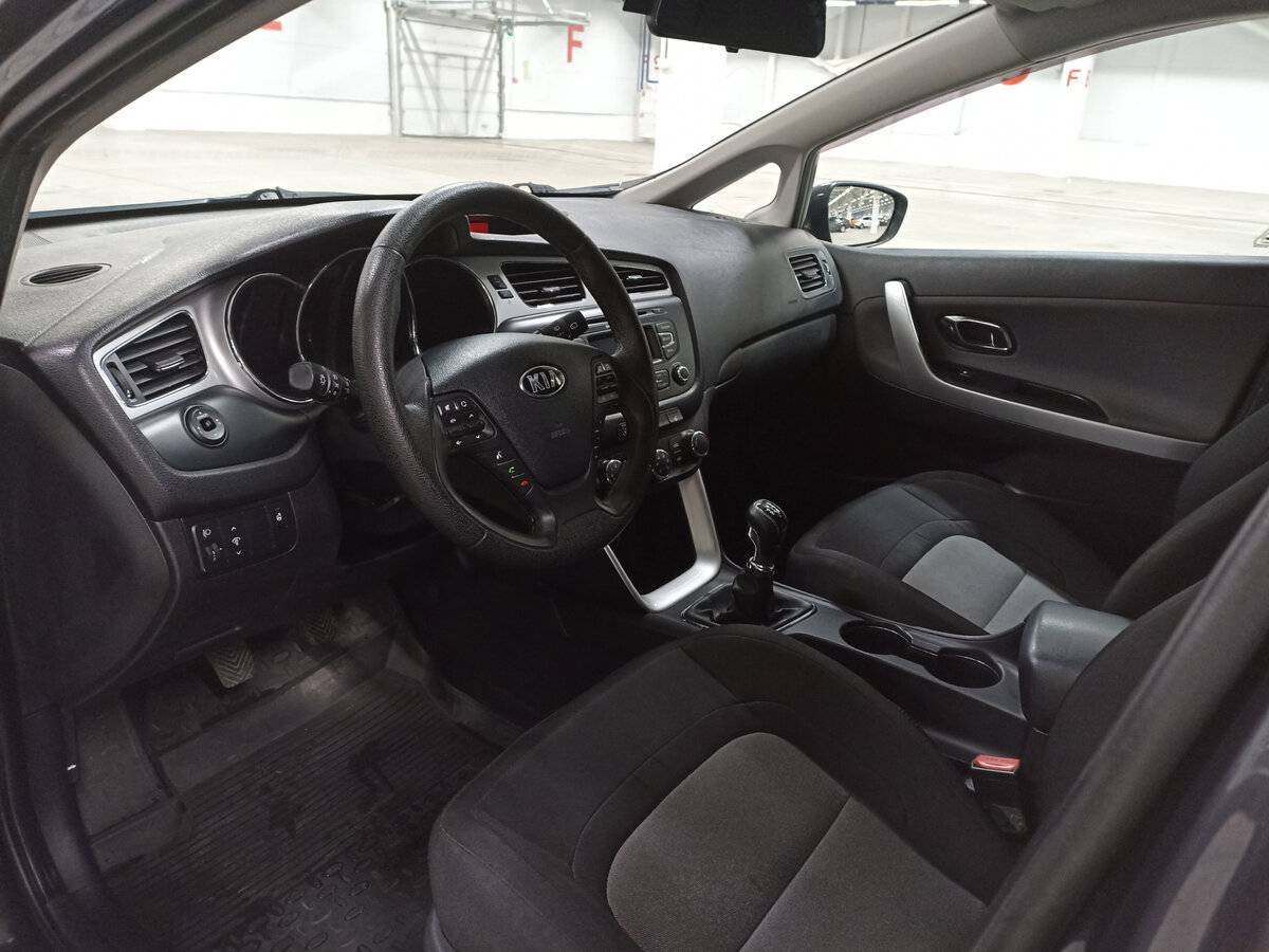 Купить Kia Ceed с пробегом. Фото: #15