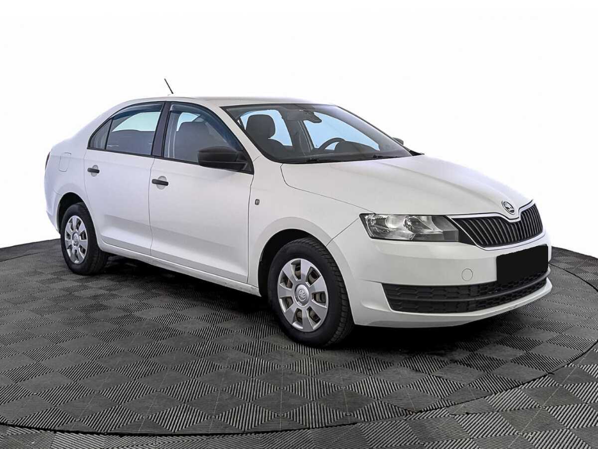 Купить Skoda Rapid с пробегом. Фото: #2