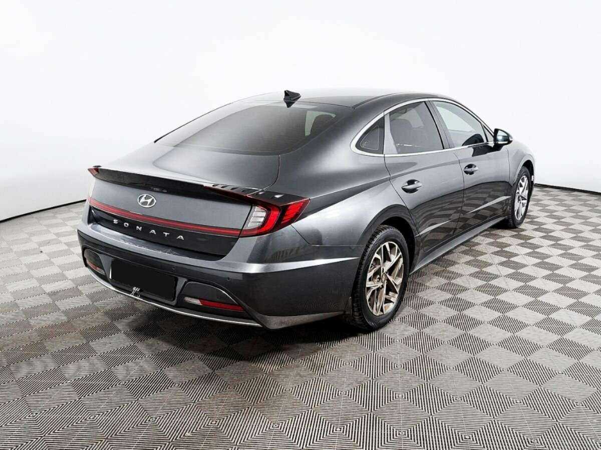 Купить Hyundai Sonata с пробегом. Фото: #4