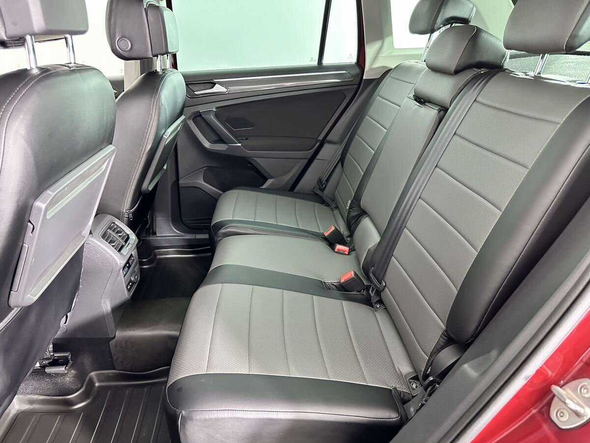 Купить Volkswagen Tiguan с пробегом. Фото: #17