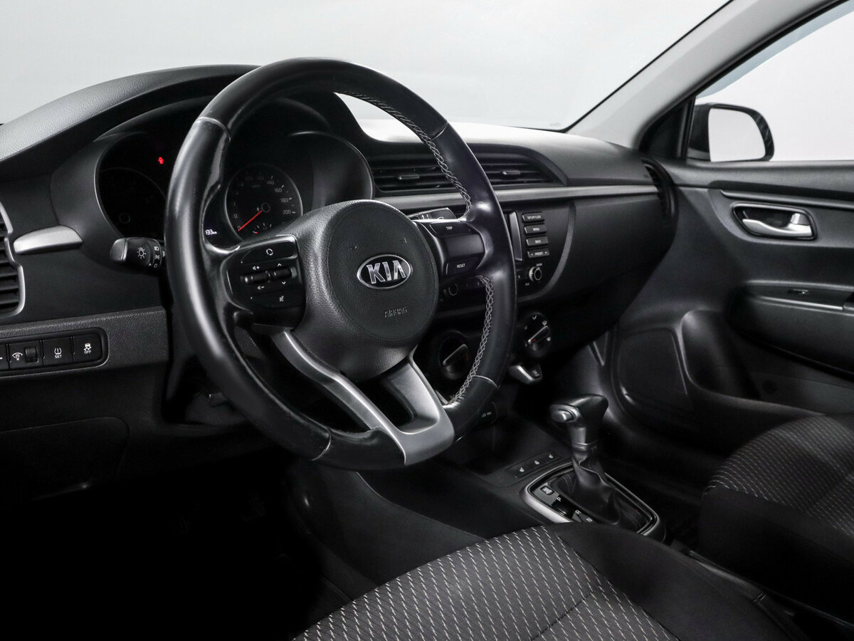 Купить Kia Rio с пробегом. Фото: #10