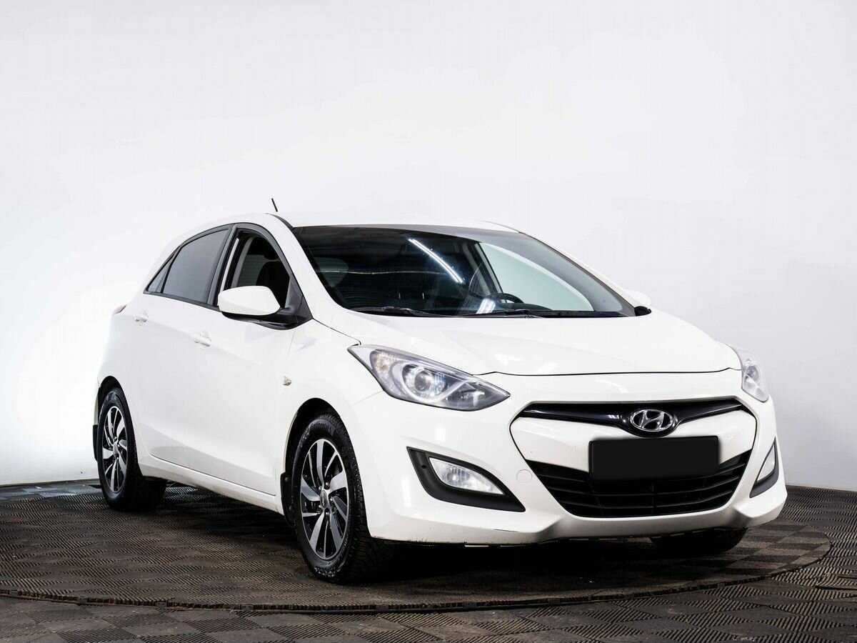 Купить Hyundai i30 с пробегом. Фото: #2