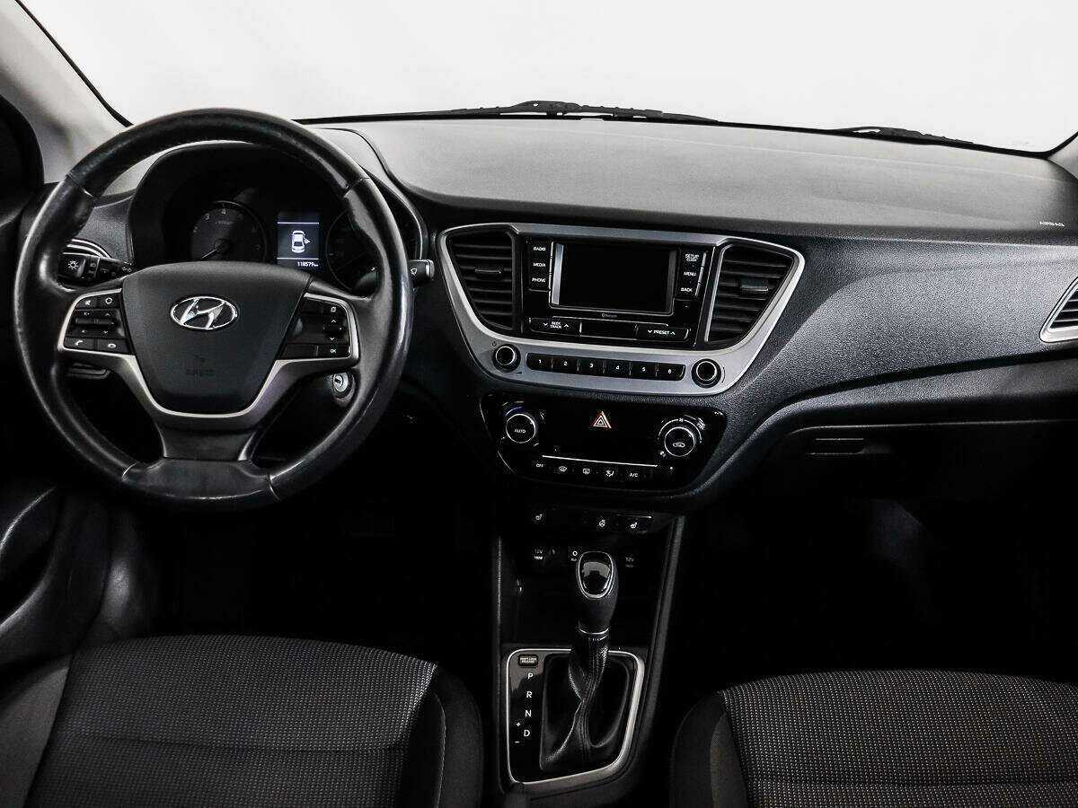 Купить Hyundai Solaris с пробегом. Фото: #11