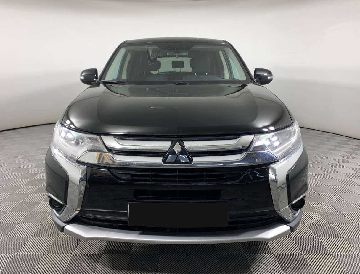 Купить Mitsubishi Outlander с пробегом. Фото: #1