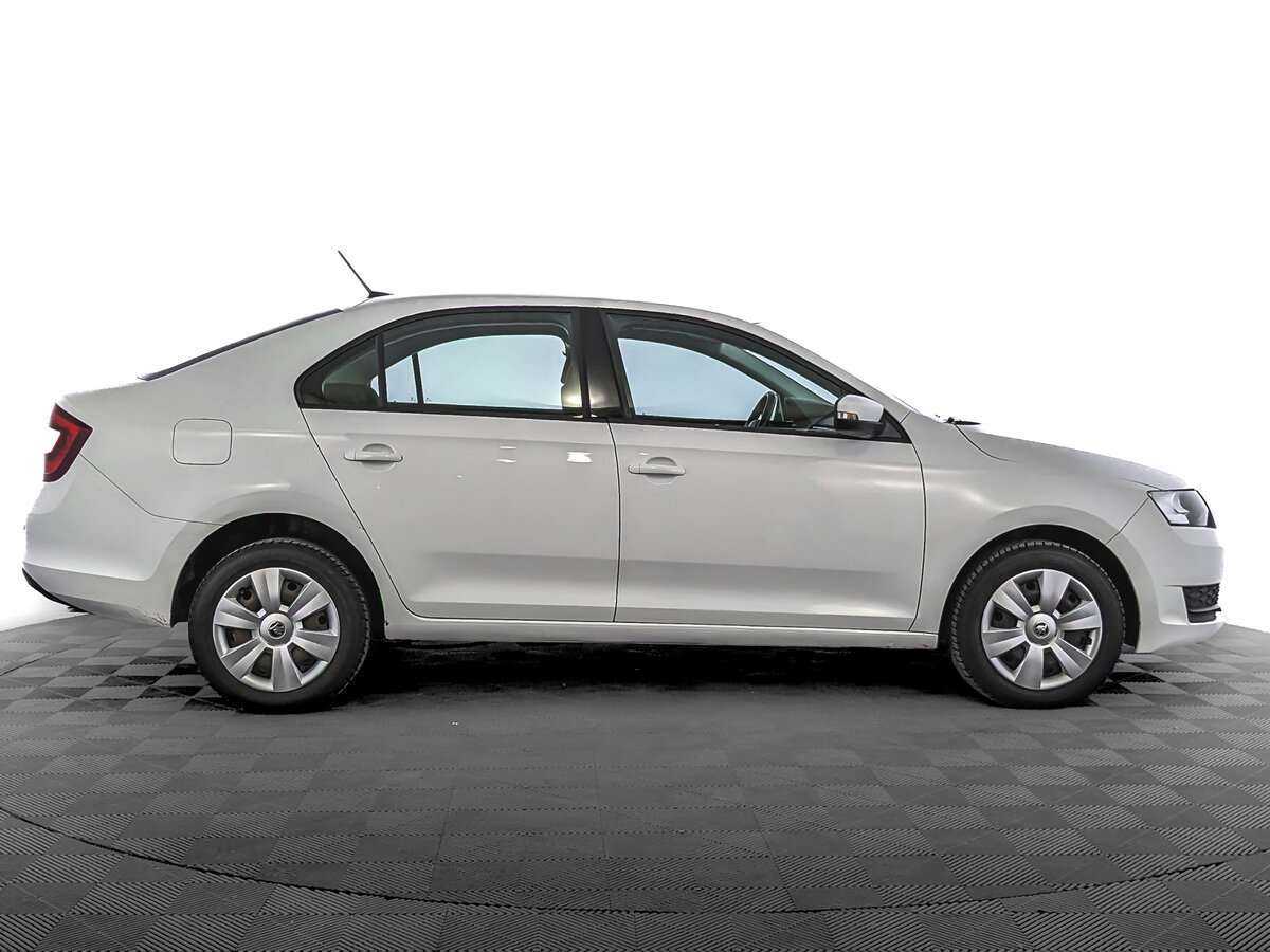 Купить Skoda Rapid с пробегом. Фото: #3