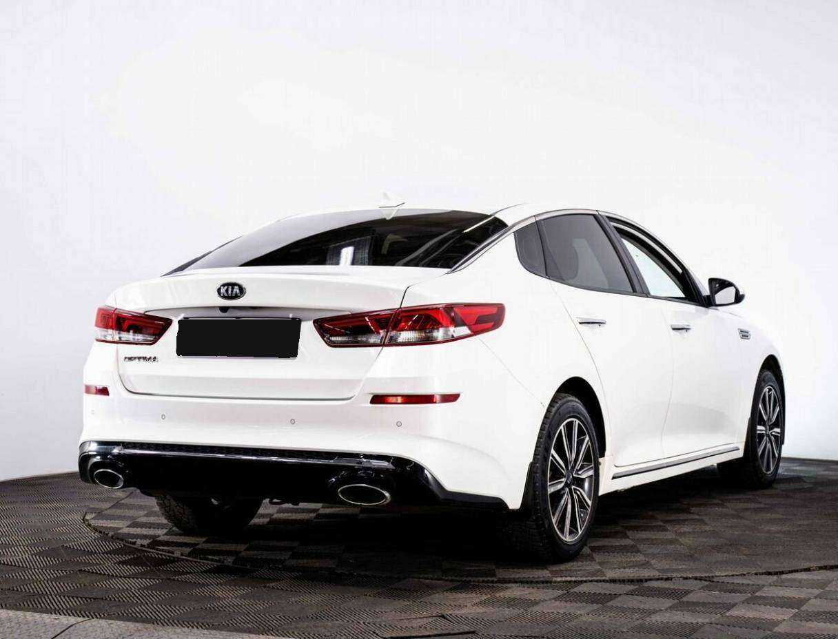 Купить Kia Optima с пробегом. Фото: #3