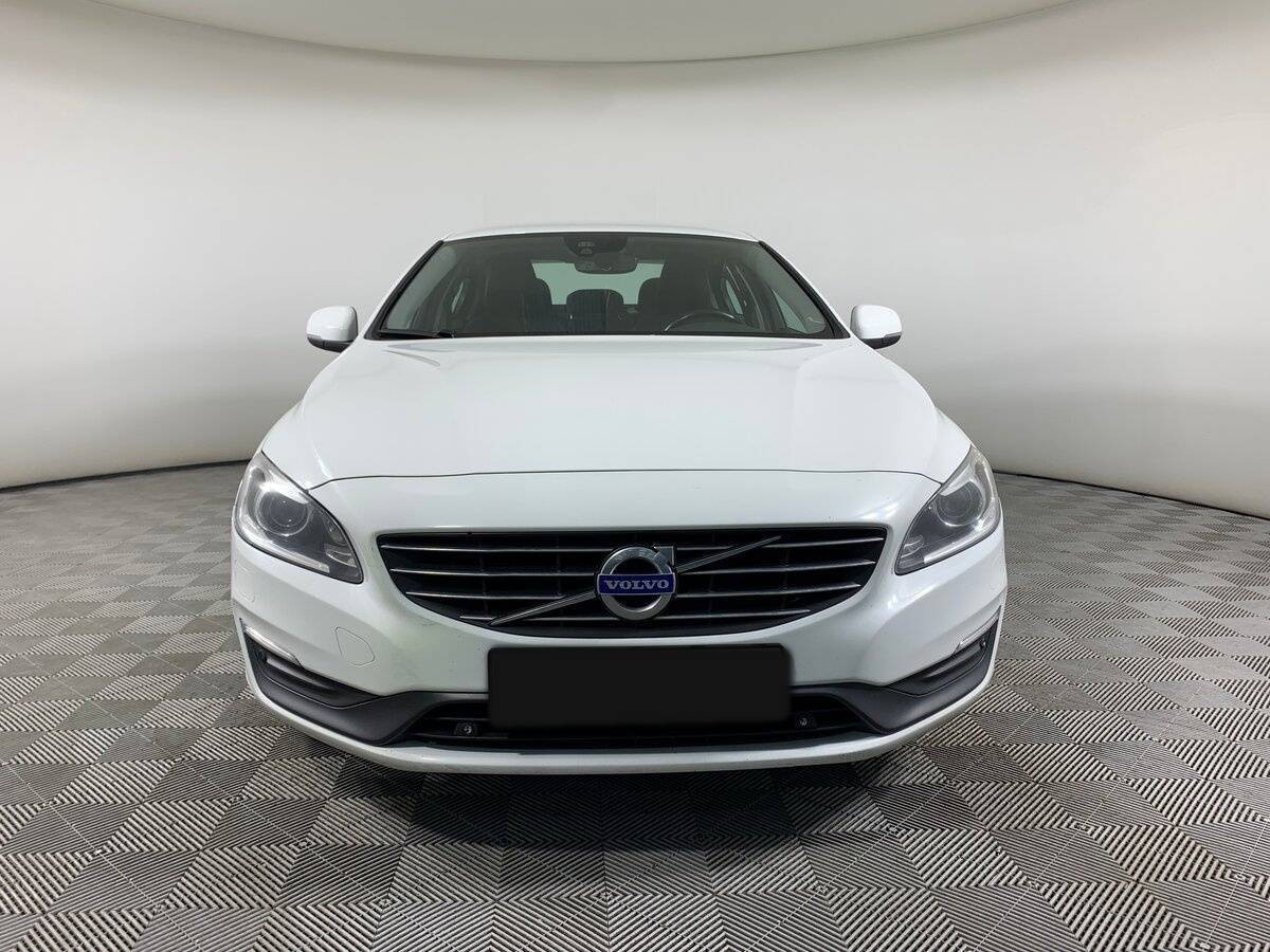 Купить Volvo S60 с пробегом. Фото: #1