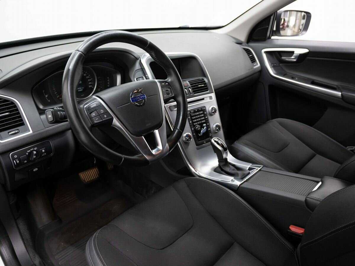 Купить Volvo XC60 с пробегом. Фото: #6