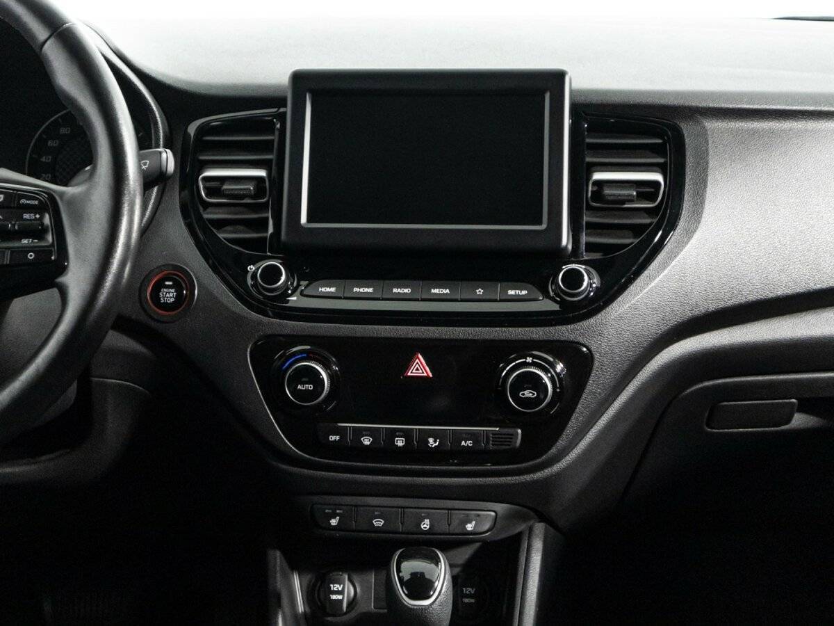 Купить Hyundai Solaris с пробегом. Фото: #13