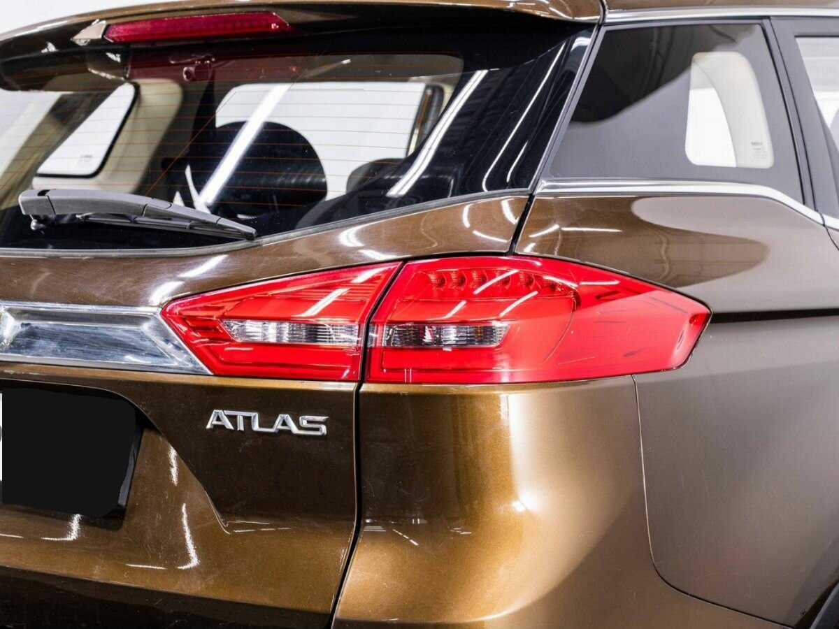 Купить Geely Atlas с пробегом. Фото: #24