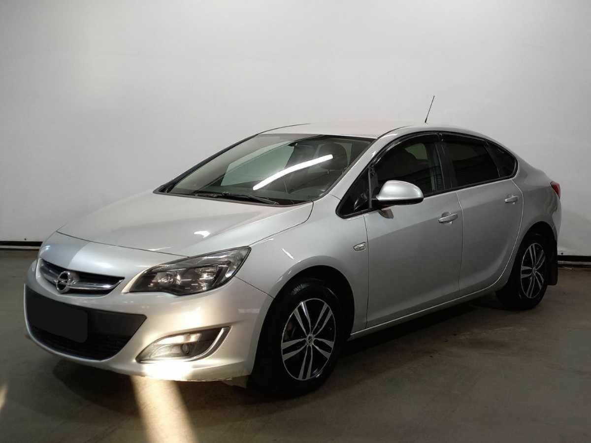 Купить Opel Astra с пробегом. Посмотреть фото