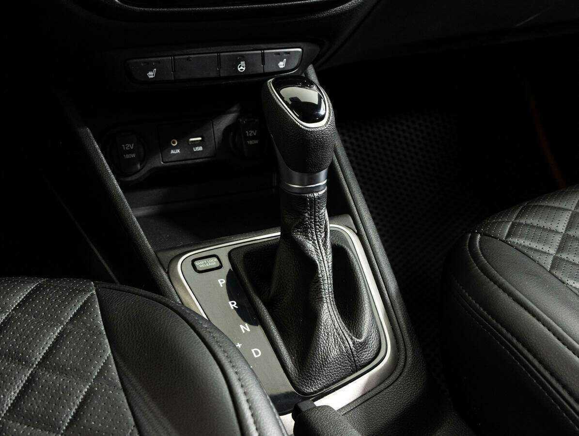 Купить Hyundai Solaris с пробегом. Фото: #14