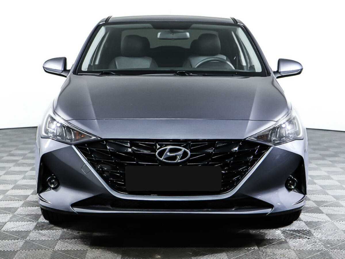 Купить Hyundai Solaris с пробегом. Фото: #1