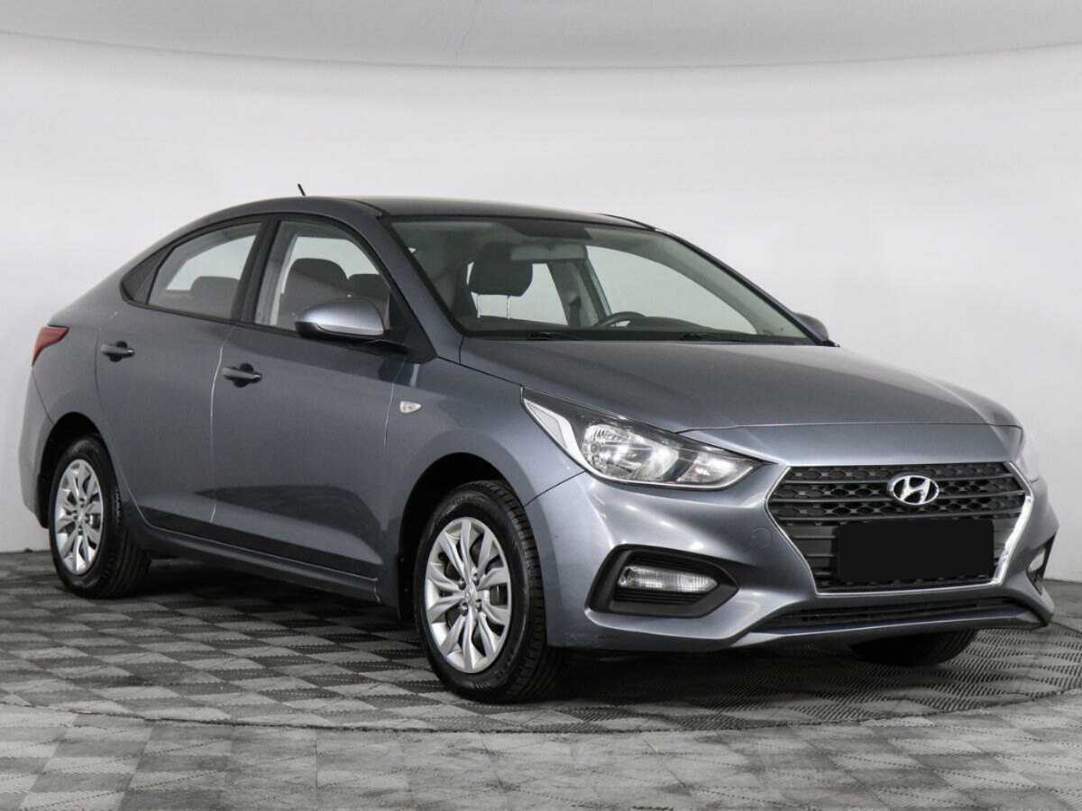 Купить Hyundai Solaris с пробегом. Фото: #2