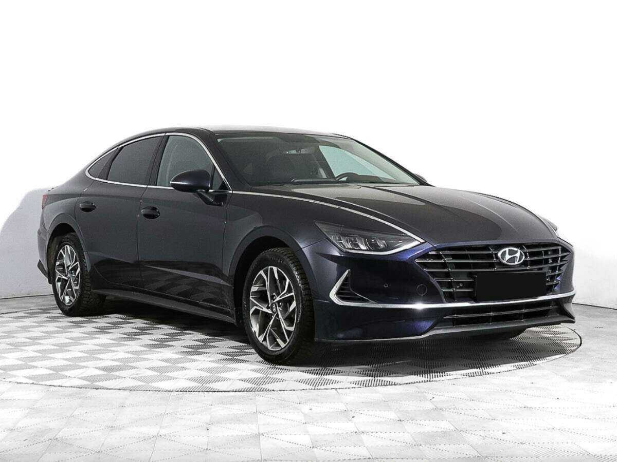 Купить Hyundai Sonata с пробегом. Фото: #2