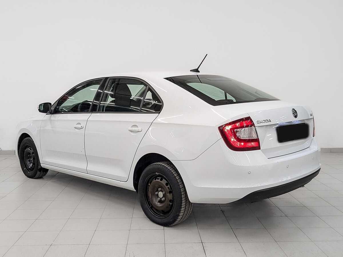 Купить Skoda Rapid с пробегом. Фото: #6