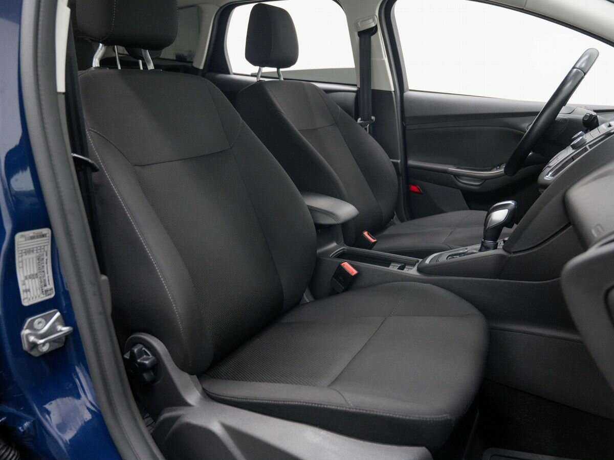 Купить Ford Focus с пробегом. Фото: #7
