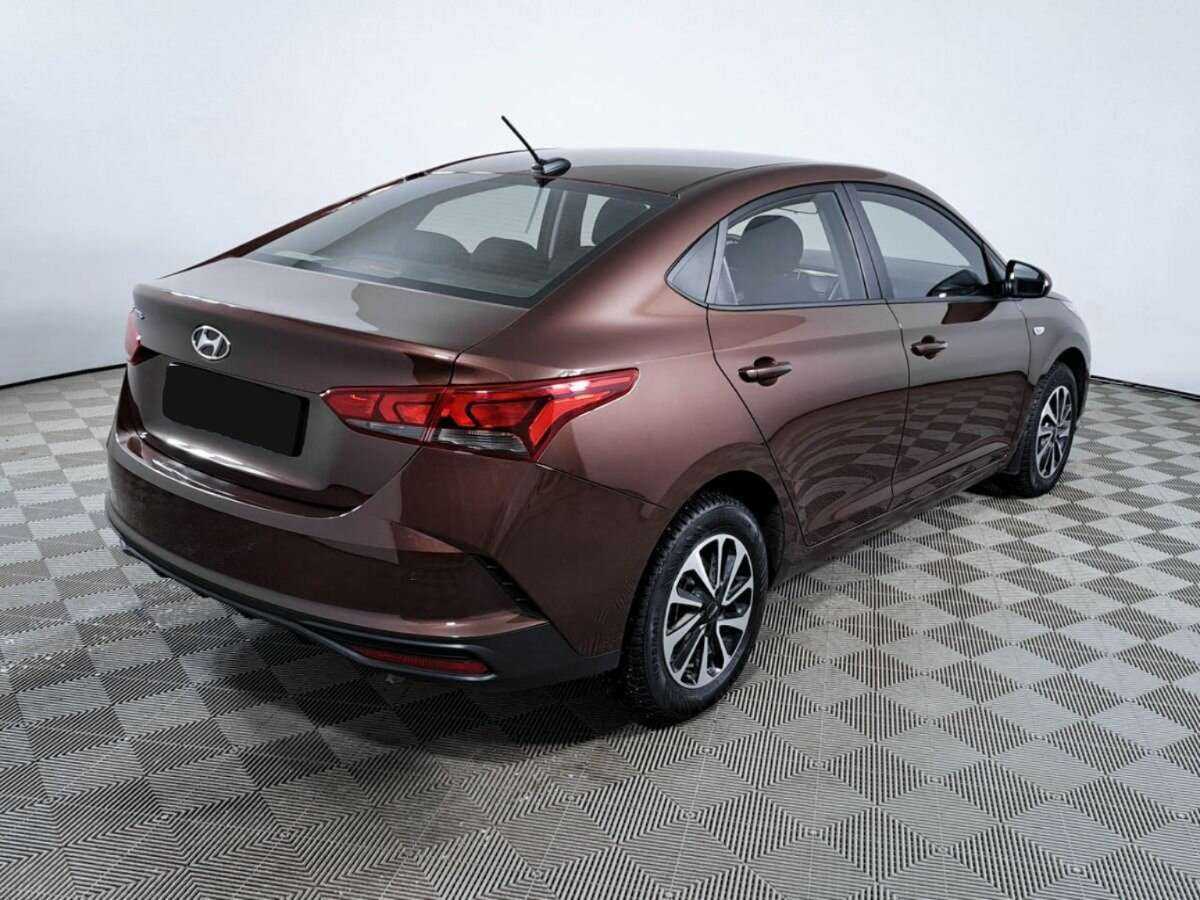 Купить Hyundai Solaris с пробегом. Фото: #4